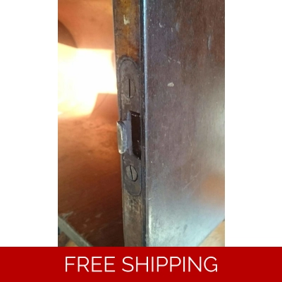 Singer case latch and fixing screws title=